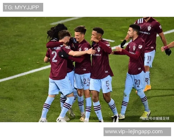 严智星破门巴拉圭球员乌龙助攻韩国暂时领先巴拉圭1比0